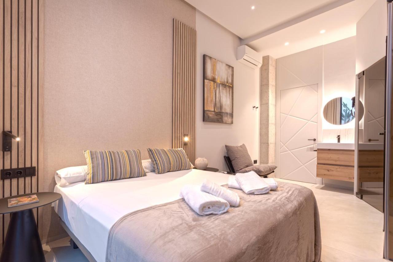 Magnificent Renovated 2Bd 2Bth Duplex With Backyard - City Centre مالقة المظهر الخارجي الصورة