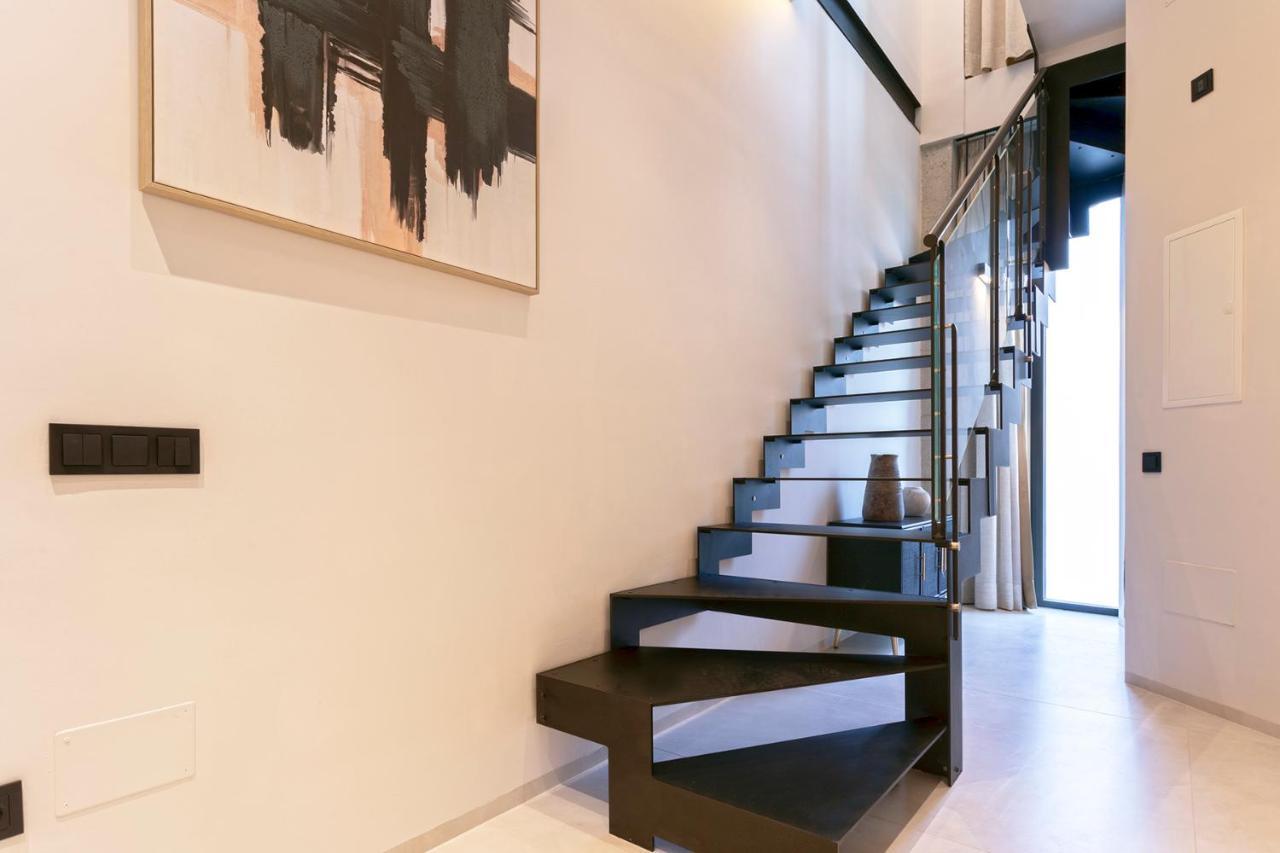 Magnificent Renovated 2Bd 2Bth Duplex With Backyard - City Centre مالقة المظهر الخارجي الصورة